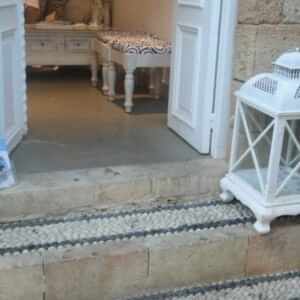 Basamak içi podima süslemesi